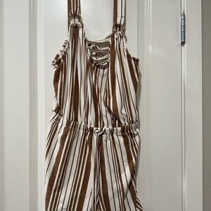 Derek Heart Brown and White Patterned Romper